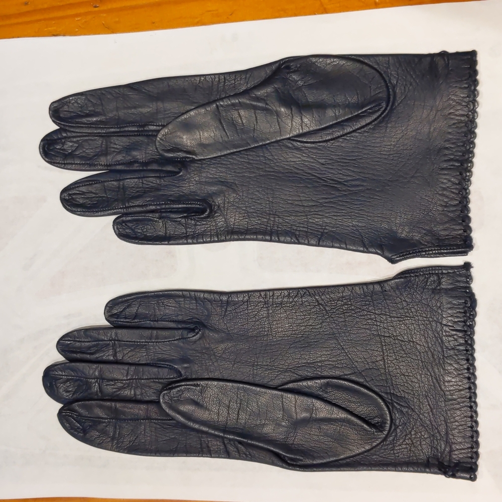 Vintage black leather gloves - Picture 1 of 6